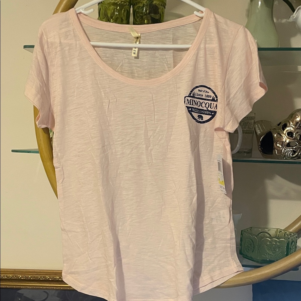 Minocqua themed women's Light Pink Scoop Neck Tee 000775